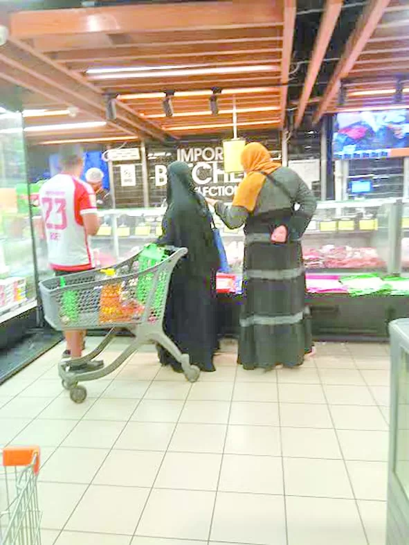 مبادرة الحكومــة والتجـــــــــار.. تطفئ لهيب الأسعار 2 - جريدة الجمهورية IMG 20250825 WA0023 - جريدة الجمهورية