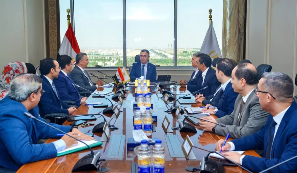وزير التموين: المستودعات الاستراتيجية تؤمن المخزون السلعي 2 - جريدة الجمهورية WhatsApp Image 2025 08 17 at 4.21.50 PM - جريدة الجمهورية