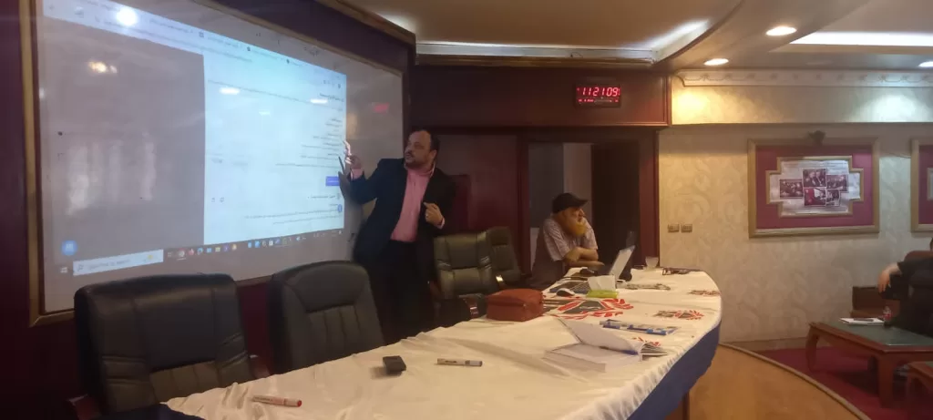 تدريب معلمي الجيزة على الذكاء الاصطناعي بالتعاون مع جامعة القاهرة 2 - جريدة الجمهورية WhatsApp Image 2025 08 23 at 12.32.19 AM 1 - جريدة الجمهورية