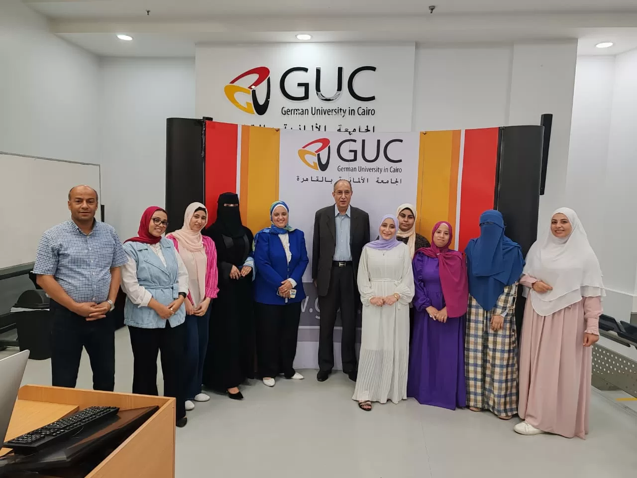 المكتبة المركزية بالجامعة الألمانية بالقاهرة تواصل دعمها للتعليم والبحث العلمي عبر برنامجها التدريبي للطلاب 3 - جريدة الجمهورية WhatsApp Image 2025 08 25 at 15.56.29 e235f9fd - جريدة الجمهورية