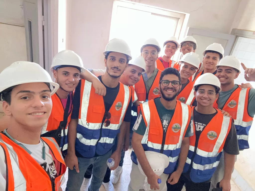 طلاب علوم حلوان في رحلة لـ«فوسفات مصر» 2 - جريدة الجمهورية IMG 20250914 WA0029 - جريدة الجمهورية