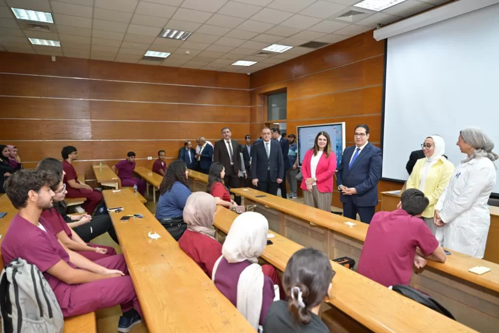 رئيس جامعة القاهرة يتابع انتظام الدراسة في« زايد» 6 - جريدة الجمهورية IMG 20250923 WA0040 - جريدة الجمهورية