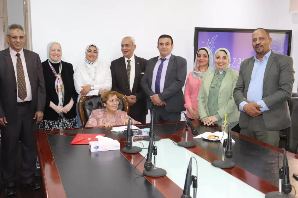 تجديد اعتماد الأيزو لكلية الإعلام بجامعة القاهرة في «الجودة والصحة المهنية واستمرارية الأعمال» 2 - جريدة الجمهورية WhatsApp Image 2025 10 12 at 10.35.05 PM 1 - جريدة الجمهورية