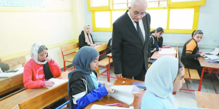 لقجع والركراكى يضعان مجلس علام فى ورطة