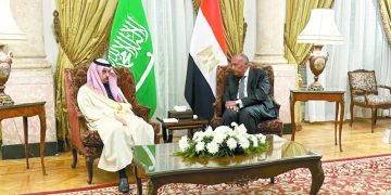 نجدد المطالبة بالوقف الفورى والشامل لإطلاق النار  فى غزة