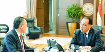 دعم قطاع السياحة والآثار.. وبرامج تنشيطية لـ «القاهرة التاريخية»