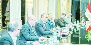 وزيرا «الزراعة» و«الإنتاج الحربى» يستعرضان مستجدات تطوير حديقتى الحيوان والأورمان