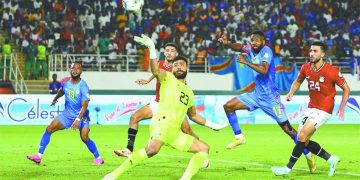 صبحى : الدولة لا تدفع أى رواتب للأجهزة الفنية الأجنبية مهما كان الأمر