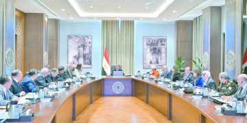 إعادة النظر فى ارتفاعات المبانى والفنادق المحيطة بالأهرامات