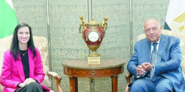 تاو يقترب من الدكة أمام بلوزداد