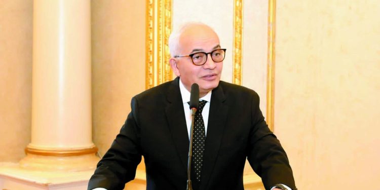 تاو يقترب من الدكة أمام بلوزداد