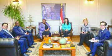 المشاركة فى تنفيذ مشروعات «حياة كريمة» بتمويل القطاع الخاص