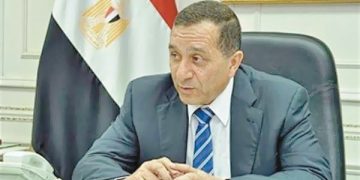 مصر تستطيع بالصناعة «٦٨» الطريق إلى السويس  (١-٢)