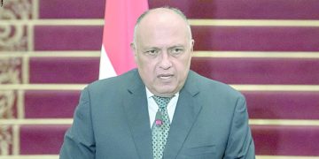شكرى يستعرض الموقف المصرى.. لمواجهة تحديات الشرق الأوسط