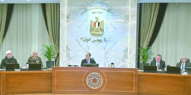 توافر السلع الغذائية و«ضبط الأسواق»