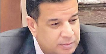 الأستاذ/ عبد‭ ‬الرازق‭ ‬توفيق