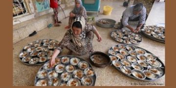 رمضان بسوريا.. يكتمل بـ”البيًاض” وحلوى “المبرومة والمغشوشة”