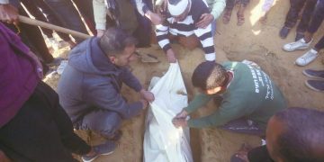 حصيلة الشهداء تتجاوز 30 ألف شخص .. وغزة تعانى المجاعة