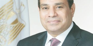 الرئيس السيسى يتلقى التهانى.. بقرب حلول شهر رمضان