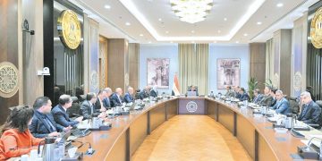 اهتمام بالغ من الرئيس السيسى بمتابعة موقف المناطق المطورة 6 - جريدة الجمهورية مدبولى: الأولوية للسلع الغذائية والأدوية والأعلاف