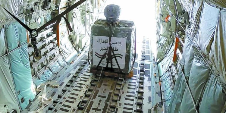 مدبولى: الأولوية للسلع الغذائية والأدوية والأعلاف