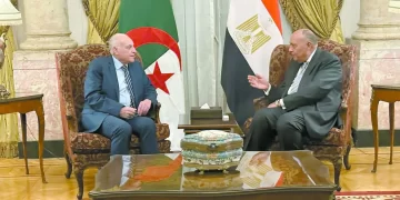 وزير الخارجية يبحث مع نظيره الجزائرى تعزيز أطر التعاون بين البلدين 2 - جريدة الجمهورية IMG-20240307-WA0091