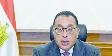 مكافآت خيالية لنجوم الأهلى