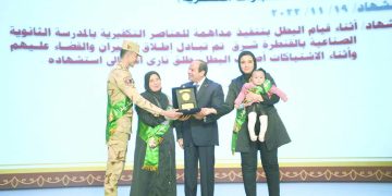 مكافآت خيالية لنجوم الأهلى