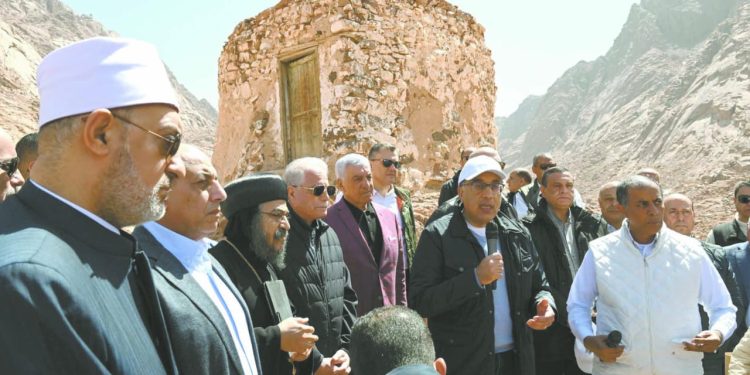 «التجلى الأعظم» .. هدية مصر للعالم ولكل الأديان 1 - جريدة الجمهورية «الفراعنة» يحتفلون بـ «الصدارة»