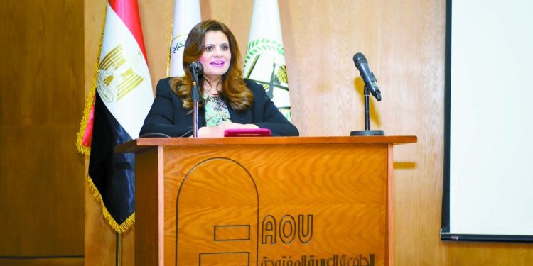 14 مليون مصرى بالخارج فخورون بما حققته مصر من تنمية وازدهار