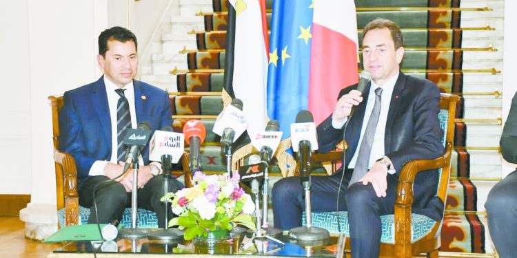 صبحى يكشف:البعثة المصرية فى الأوليمبياد تتخطى 200 رياضى