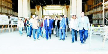 «مودريتش» يخطف الأضواء فى شوارع العاصمة