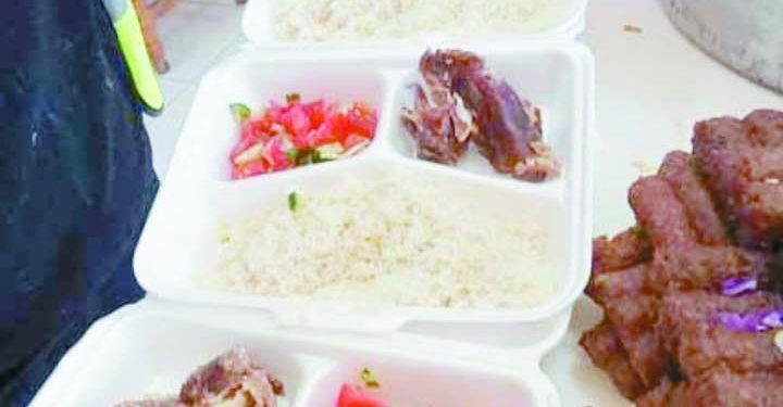 «وجبة الخير».. يومياً لأسر الأيتام والمحتاجين .. إفطار صائم 1 - جريدة الجمهورية «وجبة الخير».. يومياً لأسر الأيتام والمحتاجين .. إفطار صائم