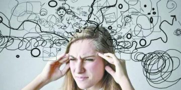 الطبيب.. ينقذنا من الألم النفسى