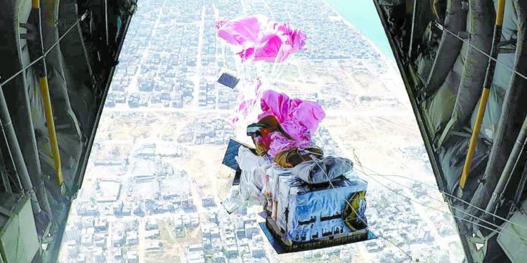 مصر تواصل «الإسقاط الجوى» للمساعدات على غزة 1 - جريدة الجمهورية مصر تواصل «الإسقاط الجوى» للمساعدات على غزة