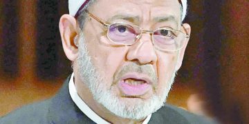 مع المفتى .. دور التجار فى الأزمات