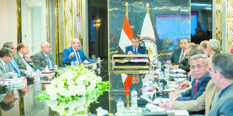 صلاح الدين مصطفى: زيادة مشاركة «الإنتاج الحربى» فى المشروعات القومية