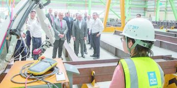 مشروعات ضخمة للغزل والنسيج بـ «اقتصادية قناة السويس»