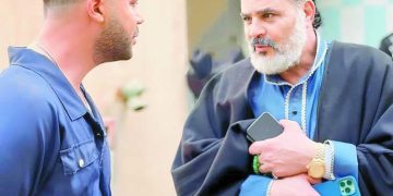 سيمون تترك «صيد العقارب» لتنقذ إنساناً بشنط رمضان