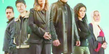 سيمون تترك «صيد العقارب» لتنقذ إنساناً بشنط رمضان