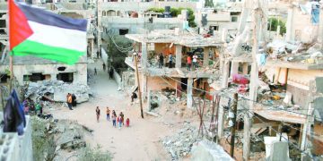 سيمون تترك «صيد العقارب» لتنقذ إنساناً بشنط رمضان