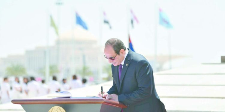 سيمون تترك «صيد العقارب» لتنقذ إنساناً بشنط رمضان