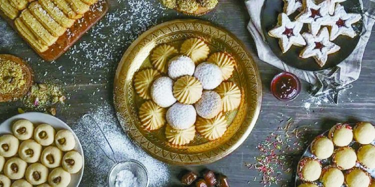 ملابس الأطفال والكعك والبسكويت.. «صناعة منزلية» 1 - جريدة الجمهورية ملابس الأطفال والكعك والبسكويت.. «صناعة منزلية»