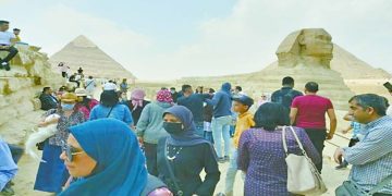 الدنيا ربيع.. والجو بديع