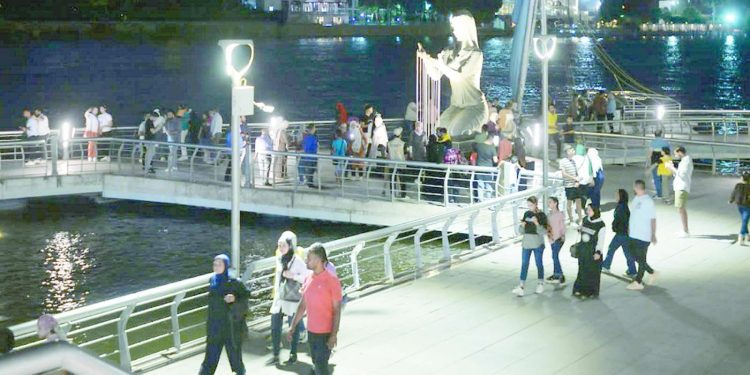 المصريون استمتعوا بالعيد حتى اللحظات الأخيرة