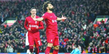 تحذير «أفريقى» للقطبين