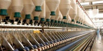 تحذير «أفريقى» للقطبين