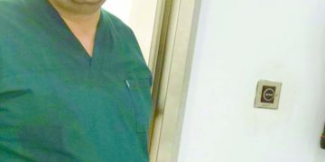 تحذير «أفريقى» للقطبين