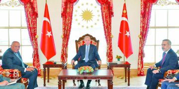 الأهلى كالعادة .. قرَّب بزيادة