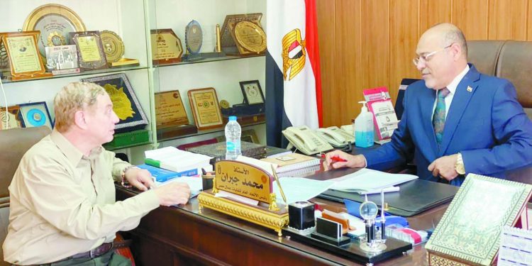 محمد جبران .. فى حوار خاص لـ "الجمهورية".. قبل أيام من عيدهم : سواعد الإنتاج.. ركيزة التنمية والتقدم 1 - جريدة الجمهورية الأهلى كالعادة .. قرَّب بزيادة